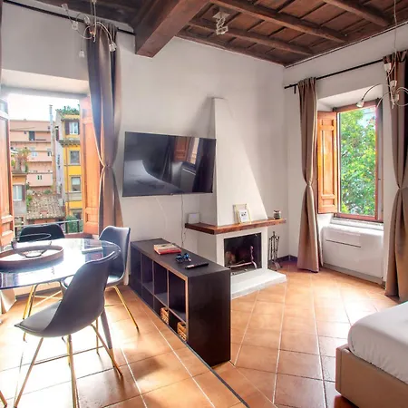 Casa vacanze Imperial House San Calisto 7 *